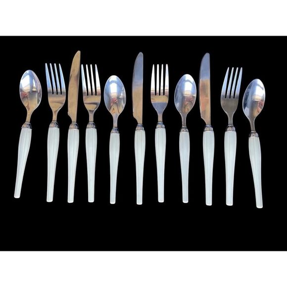 11 Pcs Echo Stainless Steel Vintage Ivory Colored Fluted Handles MCM Vintage - Picture 2 of 4